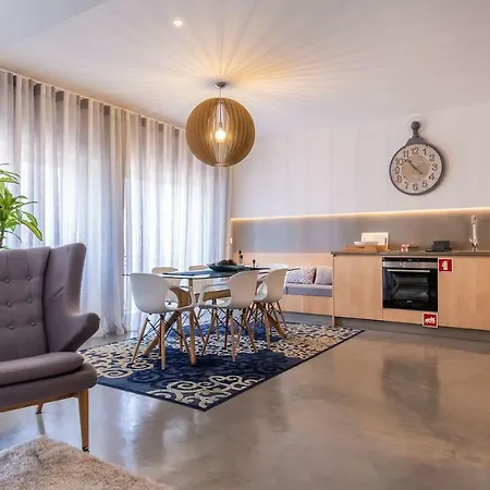 Lovelystay - Sunshine In The Heart Of Graca Lejlighed Lisboa