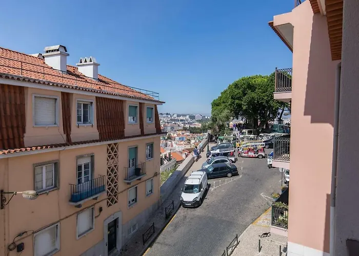 Lovelystay - Sunshine In The Heart Of Graca Lejlighed *