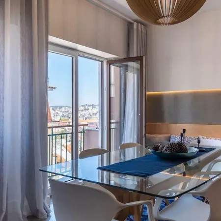 Sunshine Residence In Graca By Lovelystay Apartament