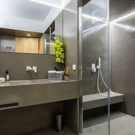 Apartment Lovelystay - Sunshine In The Heart Of Graca Lisbon