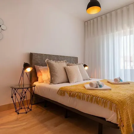 Lovelystay - Sunshine In The Heart Of Graca Lägenhet Lisboa