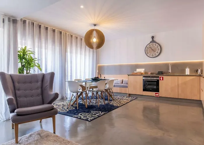 Lovelystay - Sunshine In The Heart Of Graca شقة Lisboa