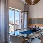Lovelystay - Sunshine In The Heart Of Graca شقة