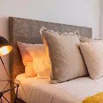 Lovelystay - Sunshine In The Heart Of Graca شقة